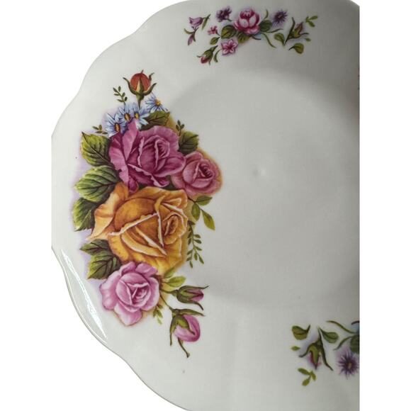Roses Floral Plate 10” Dinner Party Serving Cabin Cottage VTG (?) Hippie Flower - Picture 4 of 10